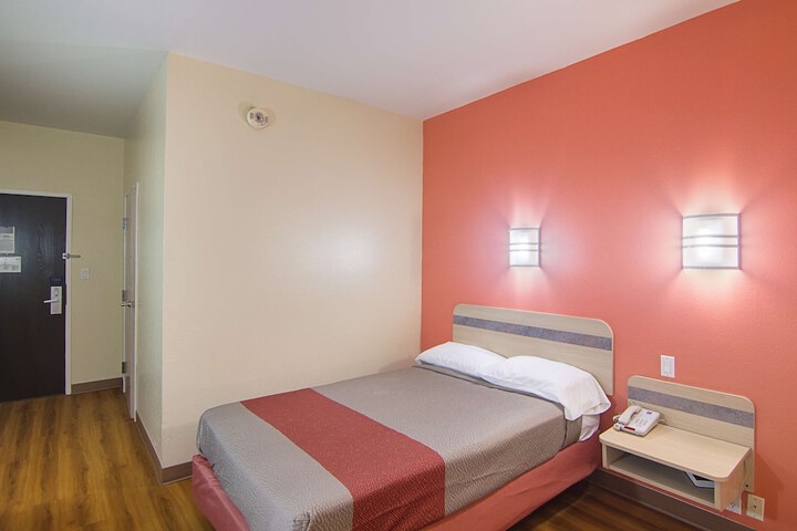 Room 38 of 56
