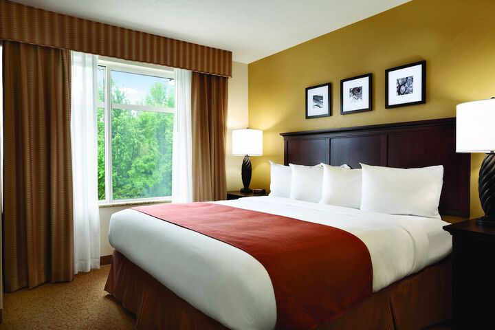 Room 3 of 12