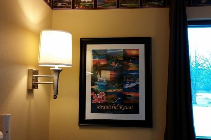 Riverside Inn