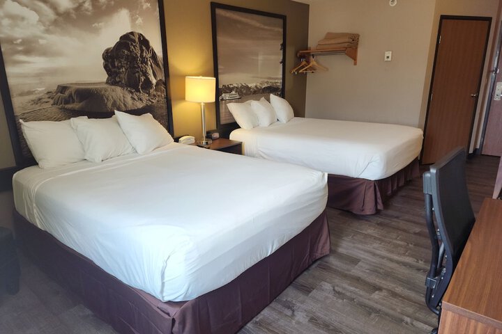 Room 21 of 38