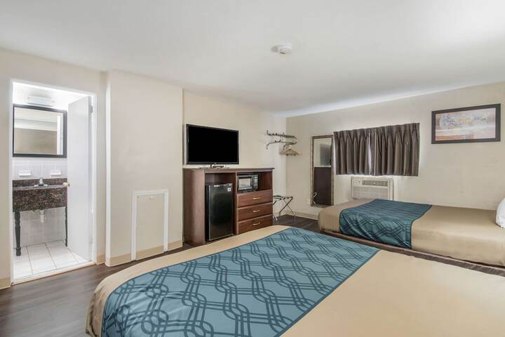 Room 29 of 49