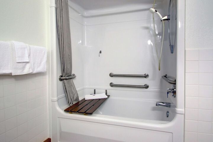Room 17 of 20