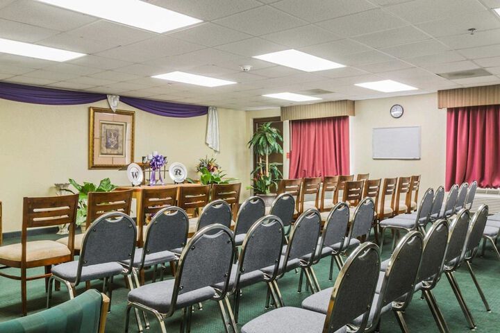 Quality Inn & Suites North Montgomery