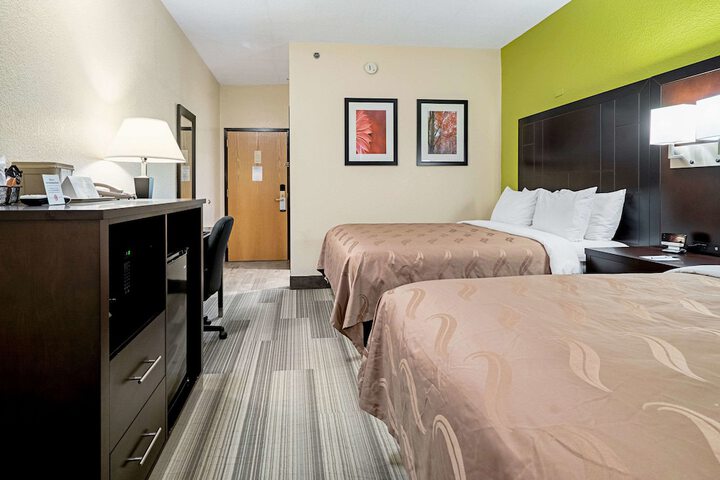 Room 14 of 39