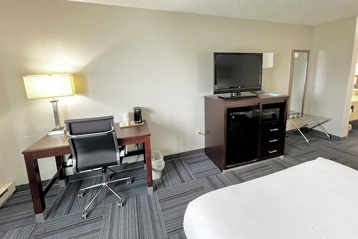 Room 40 of 53