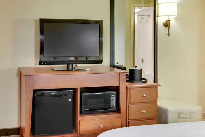 Room 11 of 46