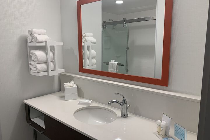 Room 19 of 34
