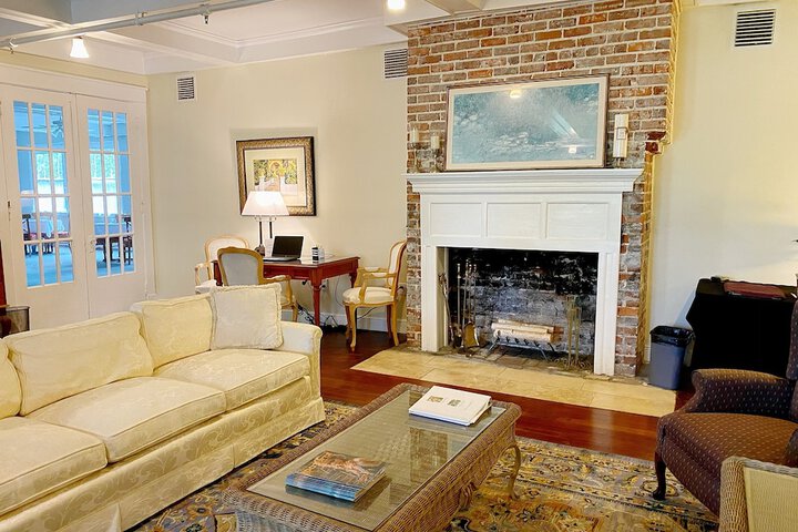 Crystal Bay Historic Hotel