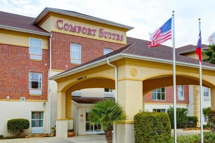 Hotel 3 of 45