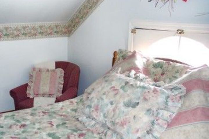Arbor Hill Inn