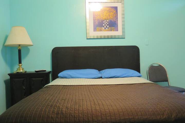 Pillow Talk Motel