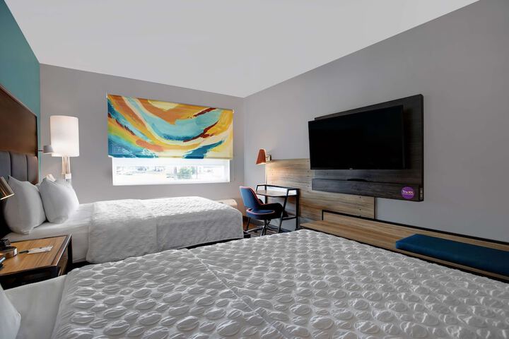 Room 30 of 36