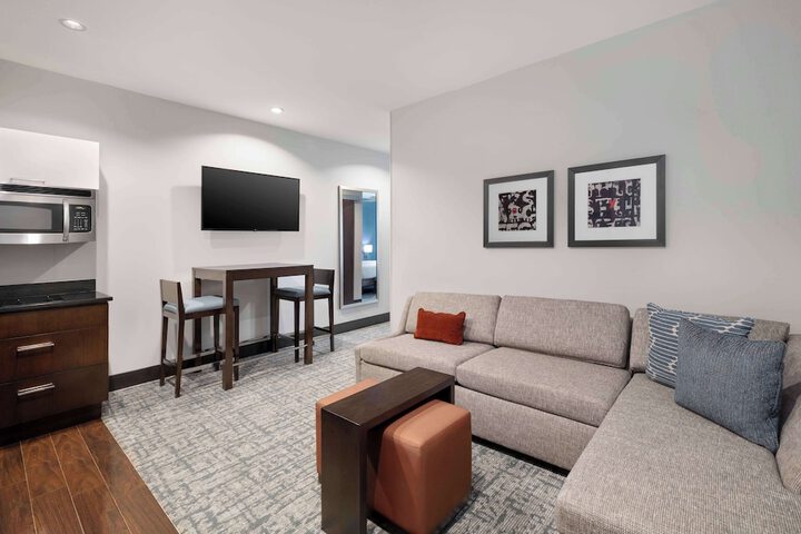 Homewood Suites by Hilton Denver Downtown-Convention Center