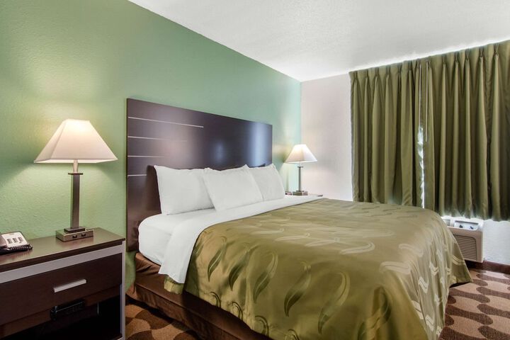 Room 21 of 46