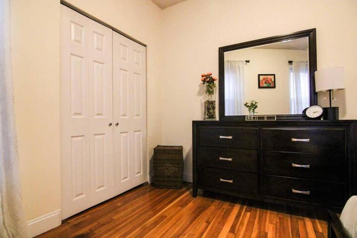Stylish 1BR in Malden #3