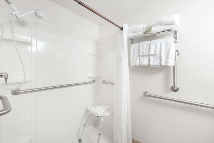 Room 19 of 55