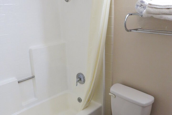 Room 30 of 53