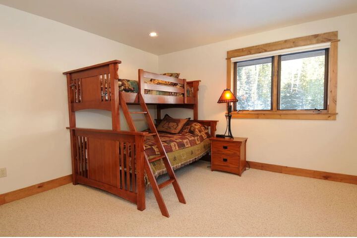 Room 12 of 13