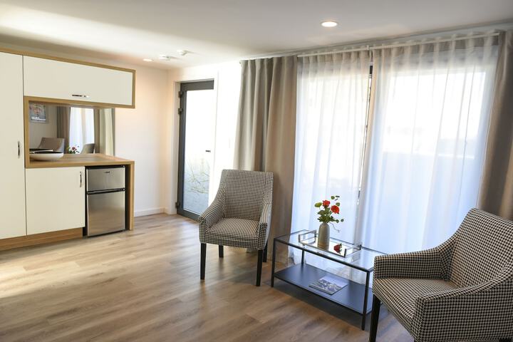 Veranda Cape Cod Family Resort