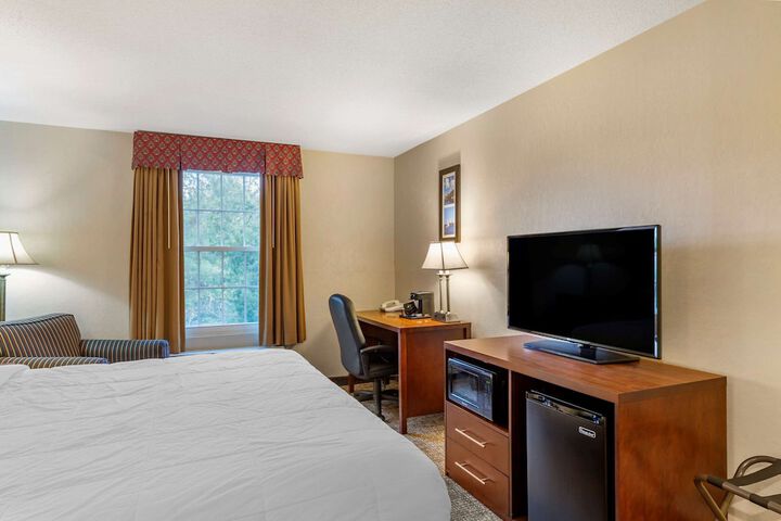 Room 14 of 36