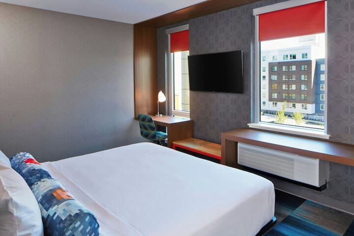 Aloft by Marriott Seattle Redmond
