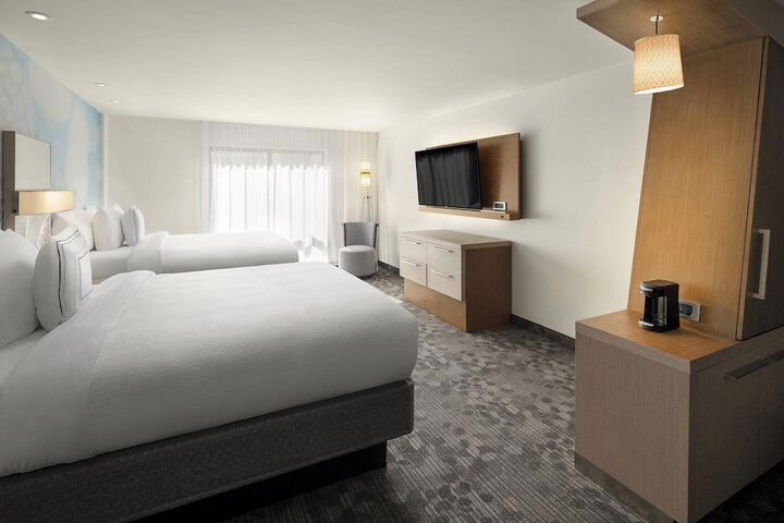 Room 16 of 36