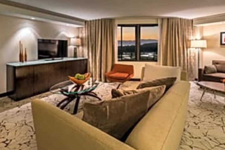 Room 17 of 39