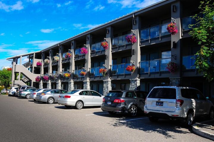 Hotel 3 of 78