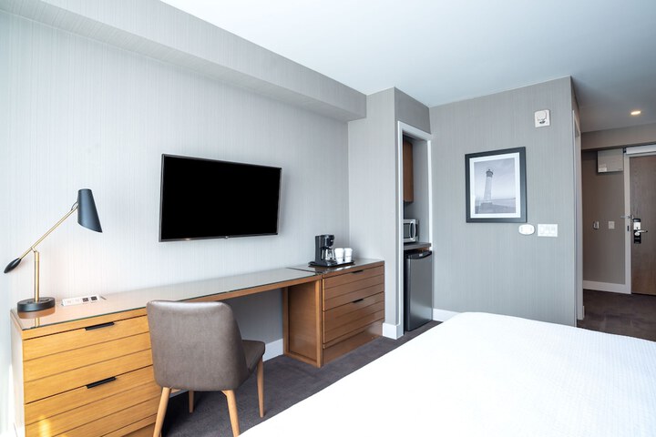 Room 30 of 67