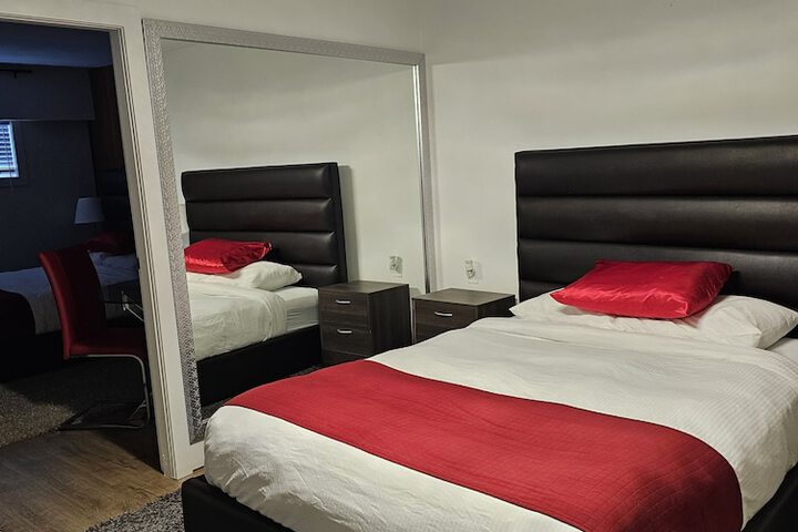 Room 20 of 33