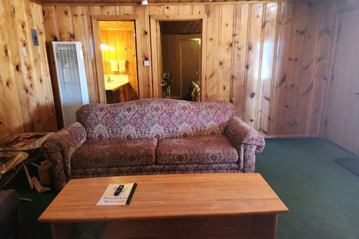 Eagle Nest Fly Shack and Lodge