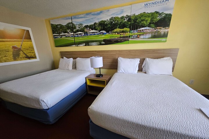 Room 10 of 17