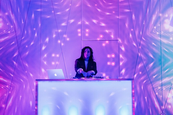 Paradox Vancouver