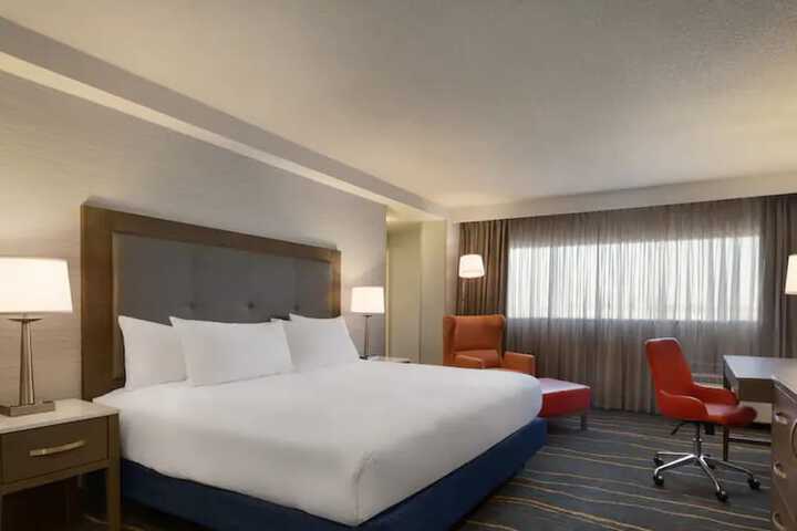 DoubleTree by Hilton Hotel Albuquerque