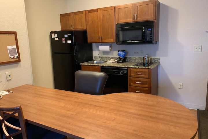 Room 14 of 22
