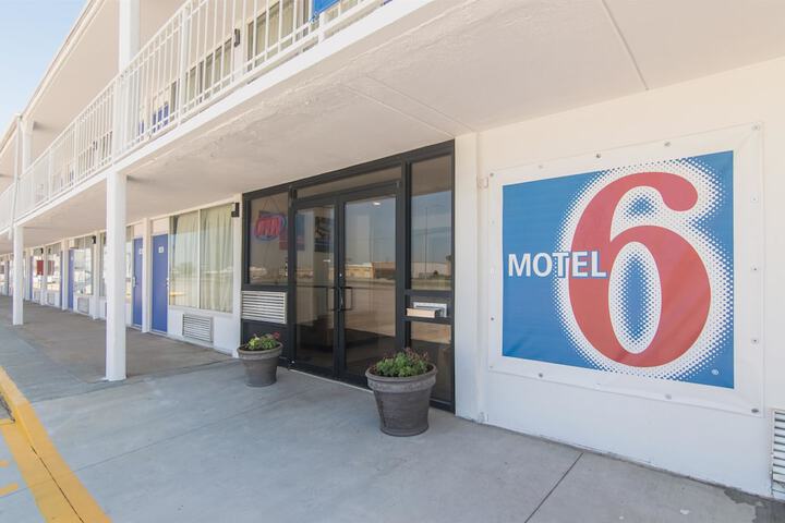 Hotel 2 of 31