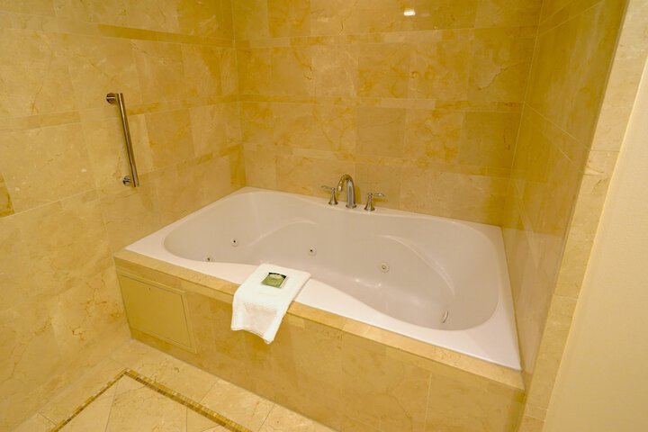 Heavenly Village Condos - Grand Residence