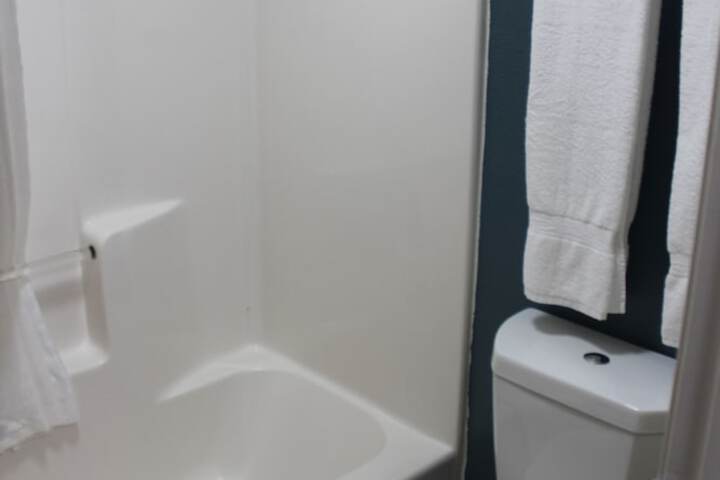 Room 11 of 29