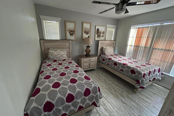 LUX VILLAs on beautiful Palmer Ranch