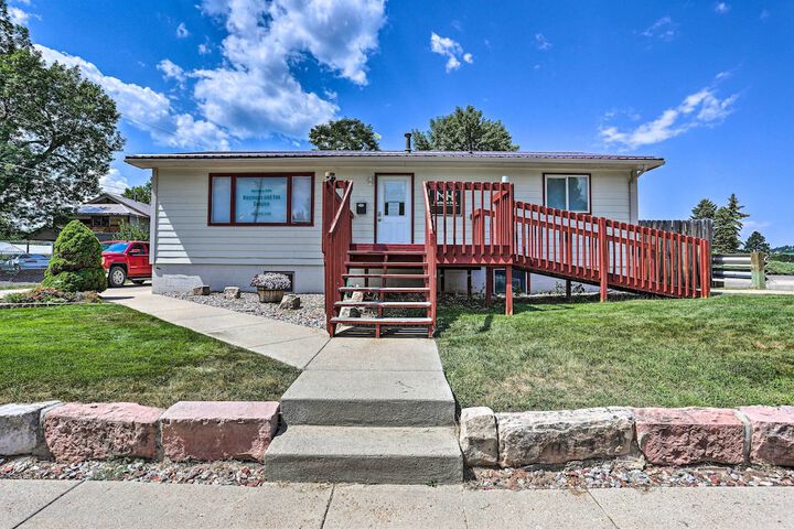 Centrally Located Sturgis Apt on Main St. w / Garage