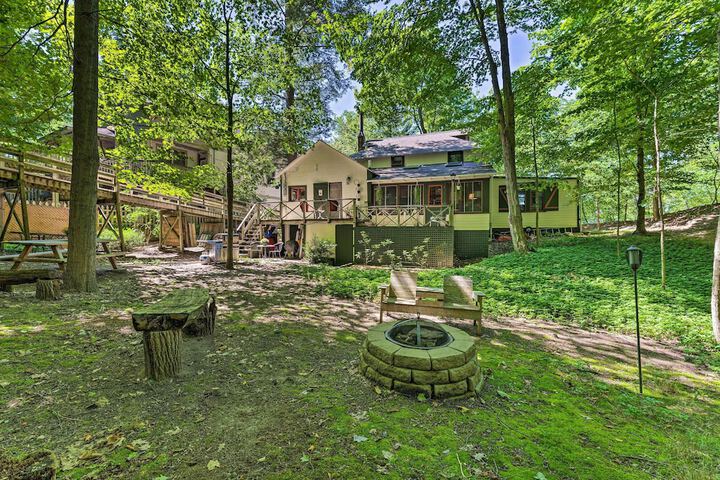 Douglas whispering Winds Cottage w / Beach!