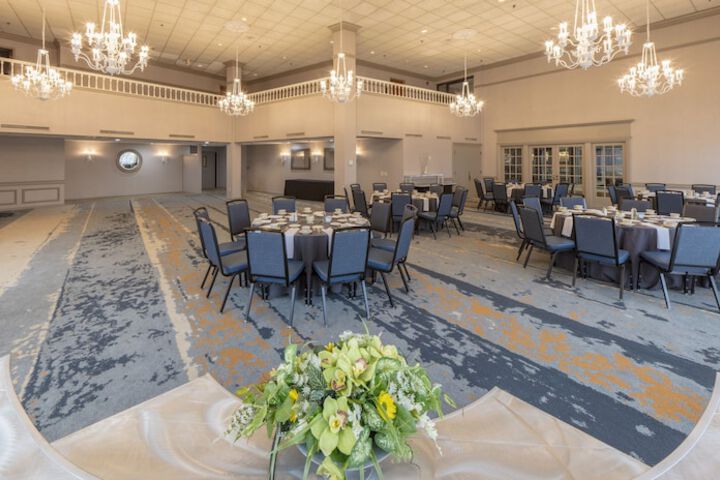 Ballroom/Hall 45 of 49