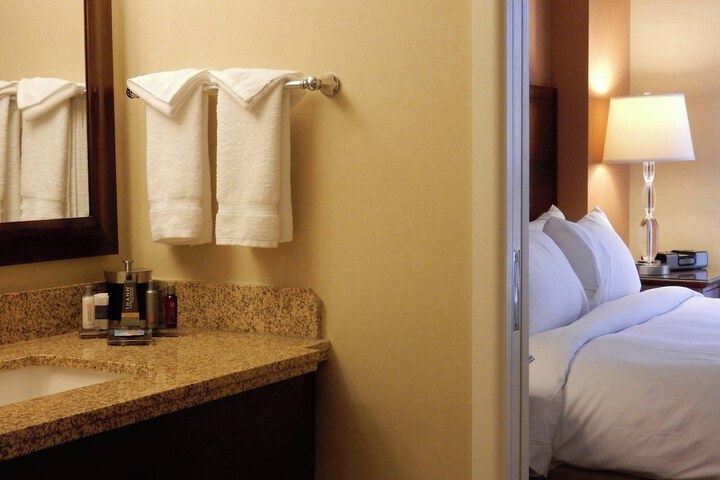 Room 18 of 40