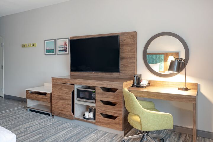 Room 19 of 30