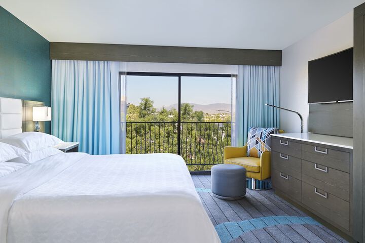 Room 10 of 45