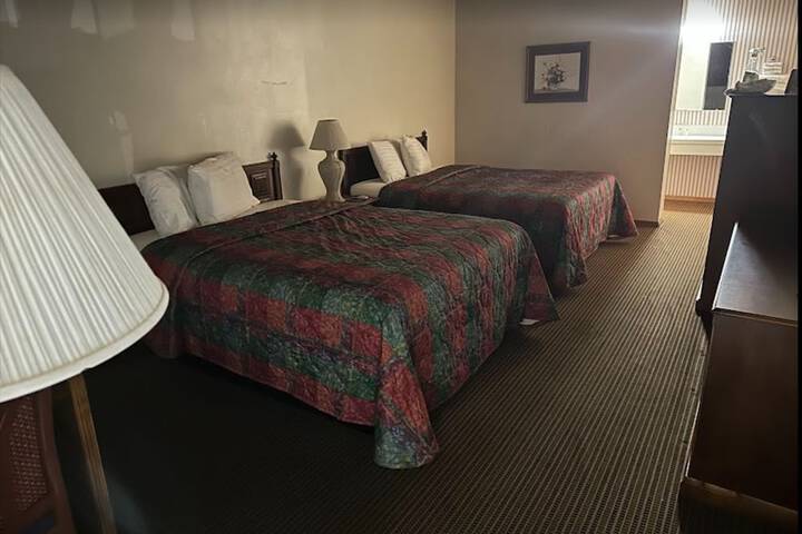Room 20 of 35
