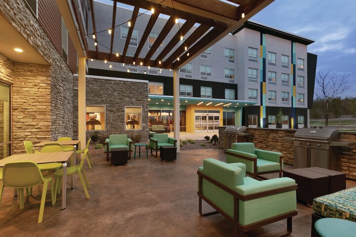 Terrace/Patio 36 of 40