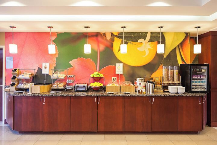 Breakfast/Coffee Service 15 of 17