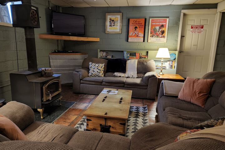 Room 24 of 46