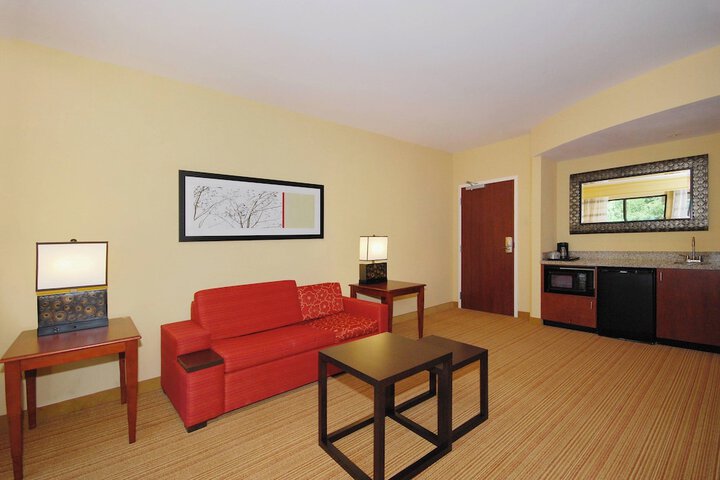 Room 8 of 29